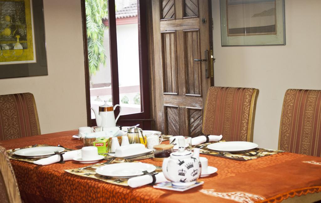 Four Villages Inn 쿠마시 외부 사진